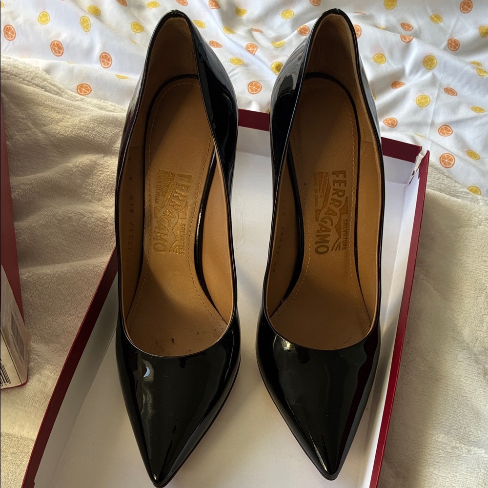 Salvatore Ferragamo Glossy Black Heels - Picture 6 of 9